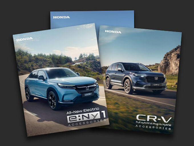 WERFEN SIE EINEN BLICK IN DIE BROSCHÜREN. Broschüren